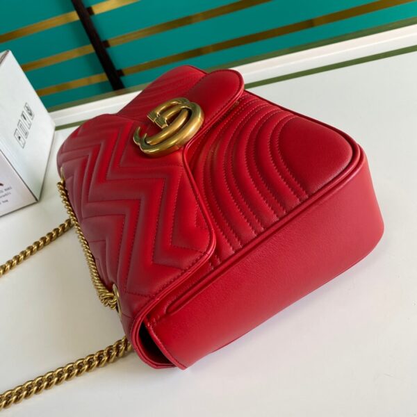 Gucci Marmont Matelasse Flap Bag - Image 4