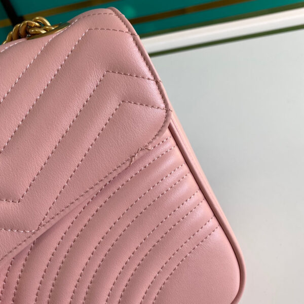 Gucci Marmont Matelasse Flap Bag - Image 3