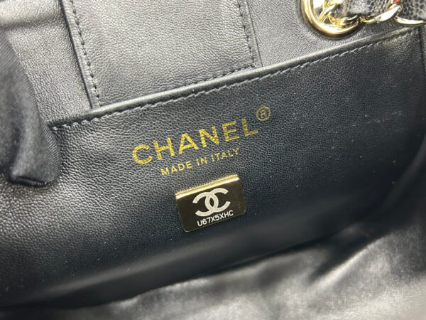 Chanel Classic Tote Bag Black - Image 4