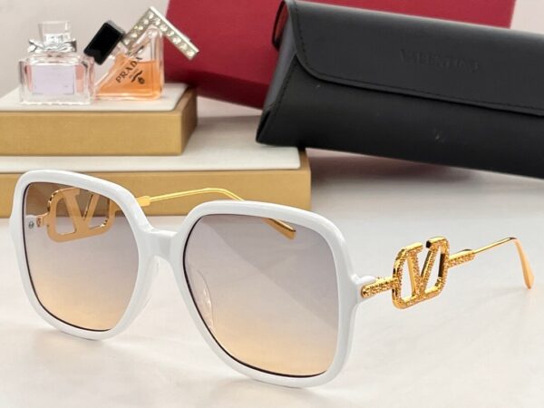 Valentino Ladies Sunglasses - Image 6