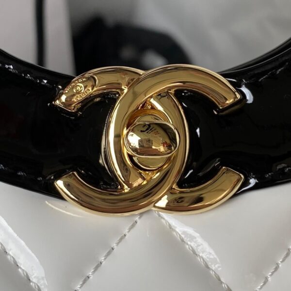 Chanel 31 Mini Shopping Bag - Image 3