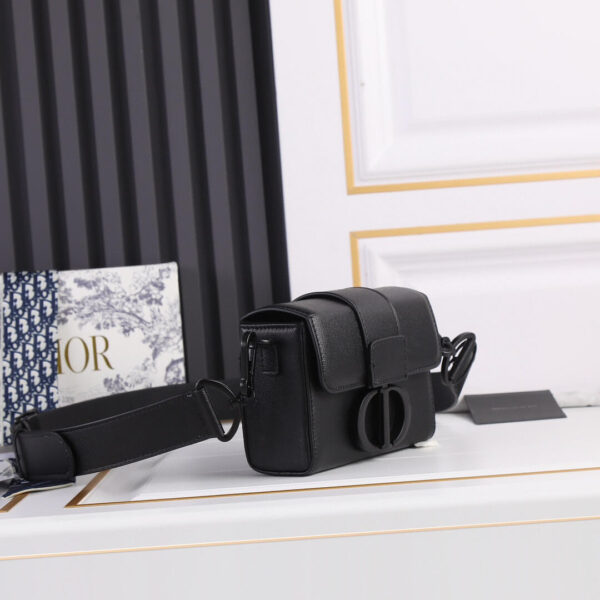 Dior 30 Montaigne Mini Shoulder Bag - Image 8