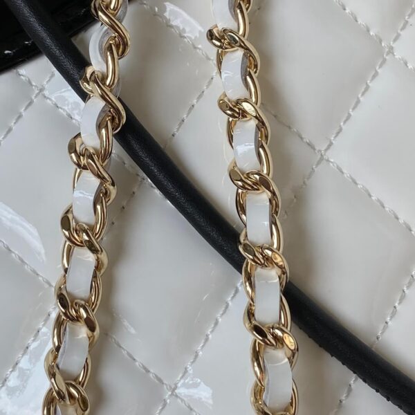 Chanel 31 Mini Shopping Bag - Image 4
