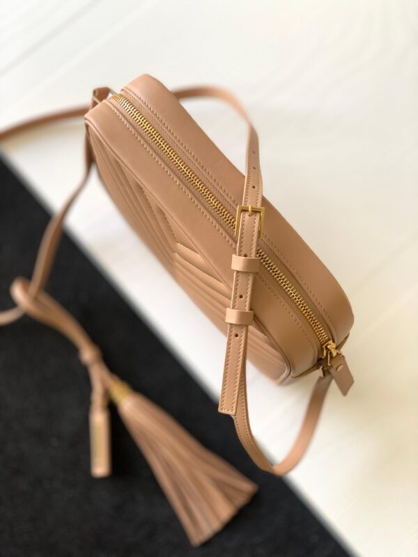 Saint Laurent Lou Bag - Image 5