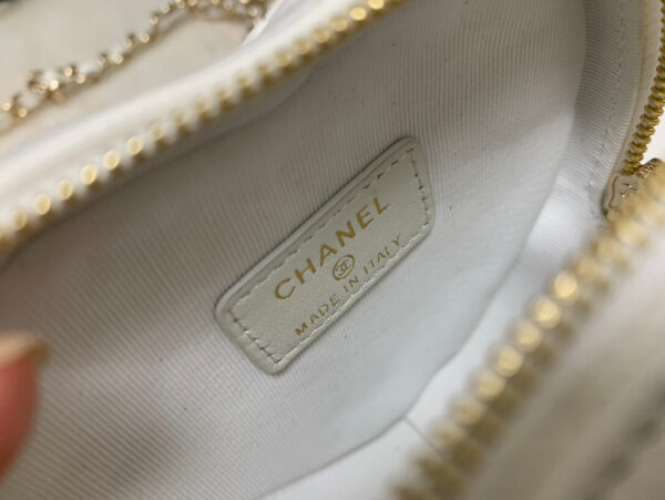 Chanel CC Love Heart Mini Bag White - Image 3