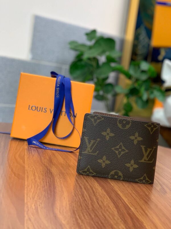 LV Amerigo Wallet For Men - Image 3