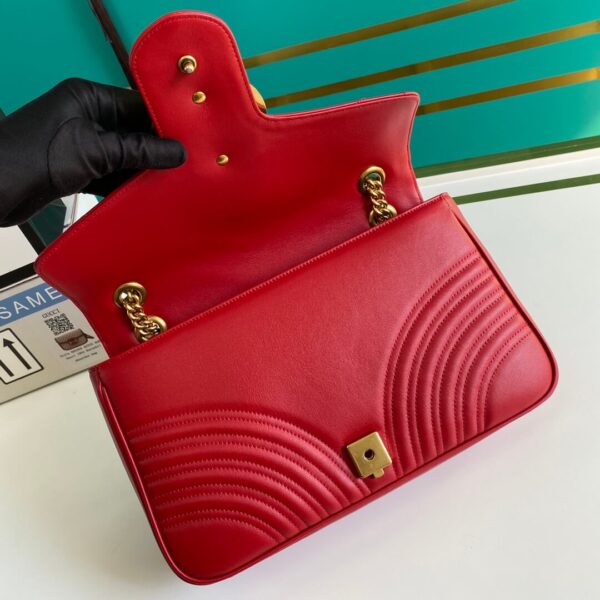 Gucci Marmont Matelasse Flap Bag - Image 5