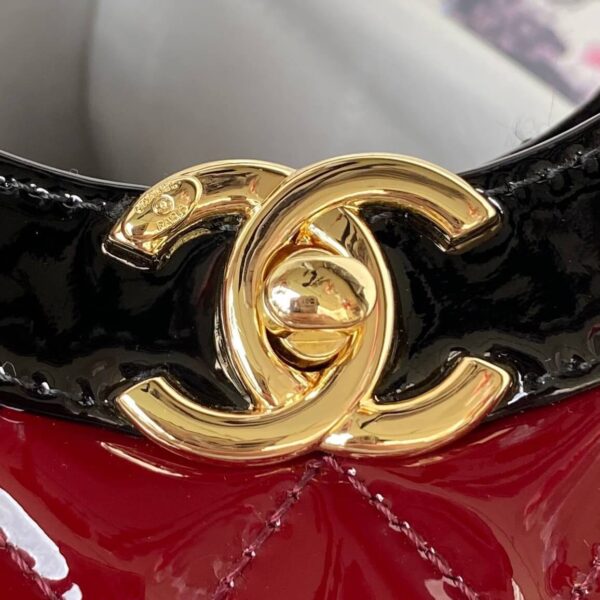 Chanel 31 Mini Shopping Bag - Image 7
