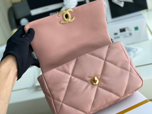 Chanel 19 Bag Beige - Image 3
