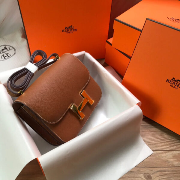 Hermès Constance Bag Gold Hardware - Image 5