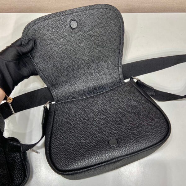 Prada black Vitello Daino Soft Leather Bag - Image 6