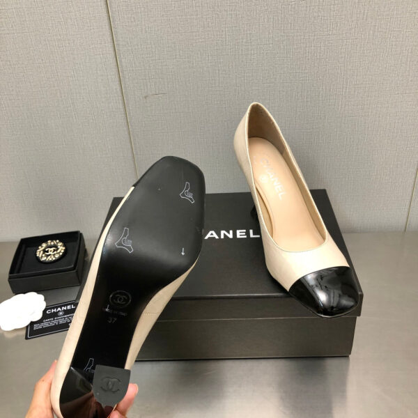 Chanel Pumps Shoes - Image 4