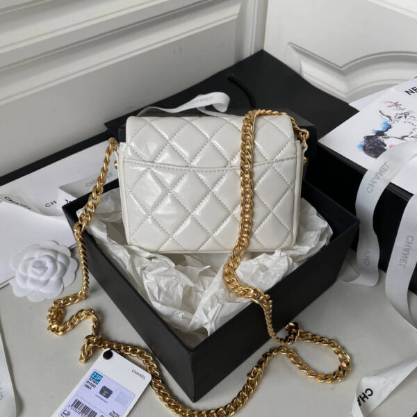 Chanel Leather Flap Bag White - Image 3