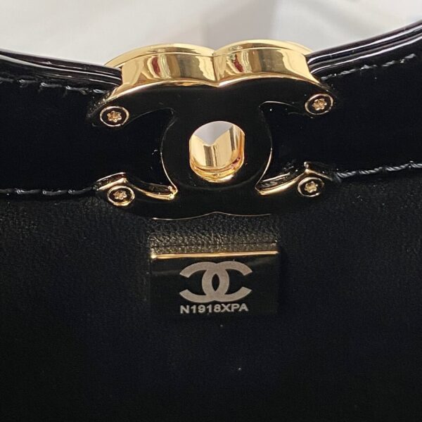 Chanel 31 Mini Shopping Bag - Image 2