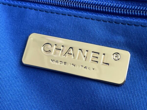 Chanel 19 Bag Blue - Image 5