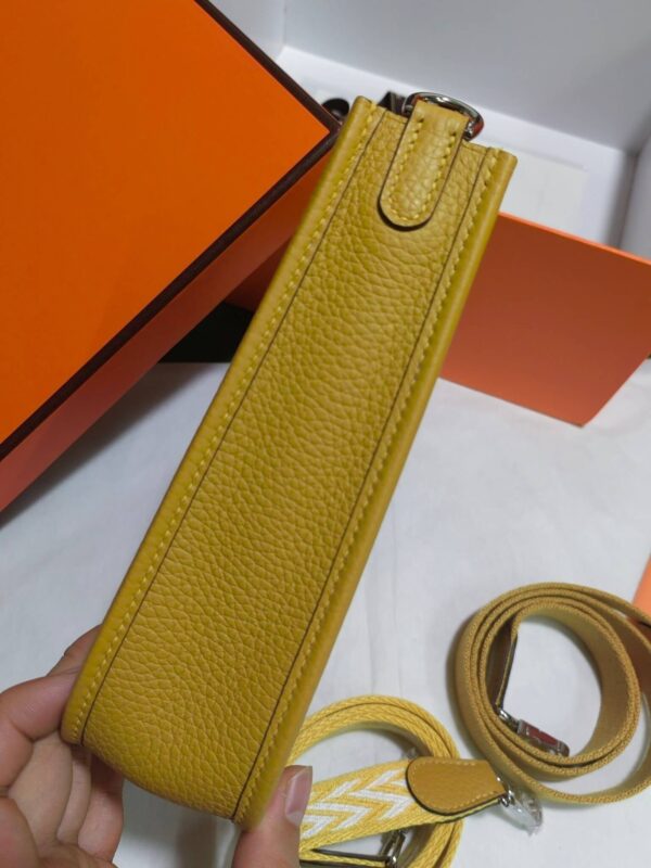 Hermès Evelyne Bag - Image 4