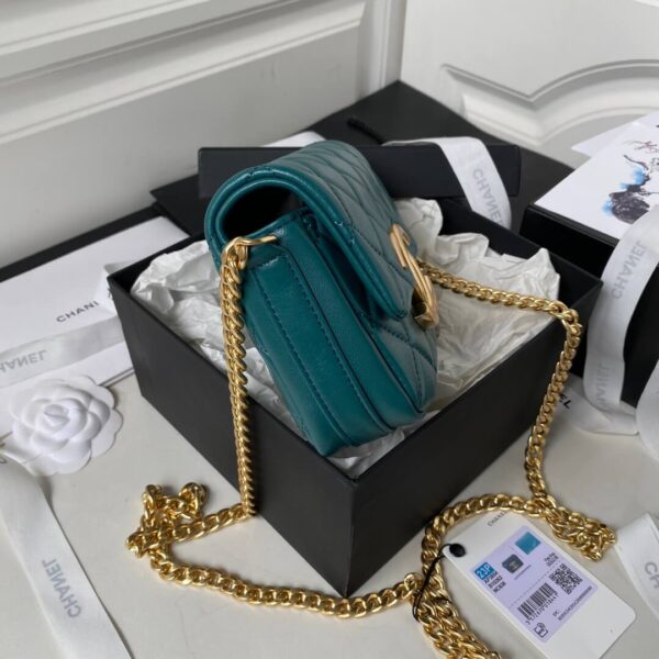 Chanel Leather Flap Bag - Image 3