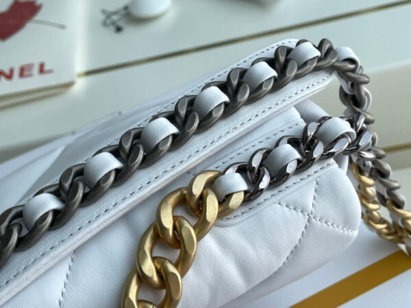 Chanel 19 Bag White - Image 4
