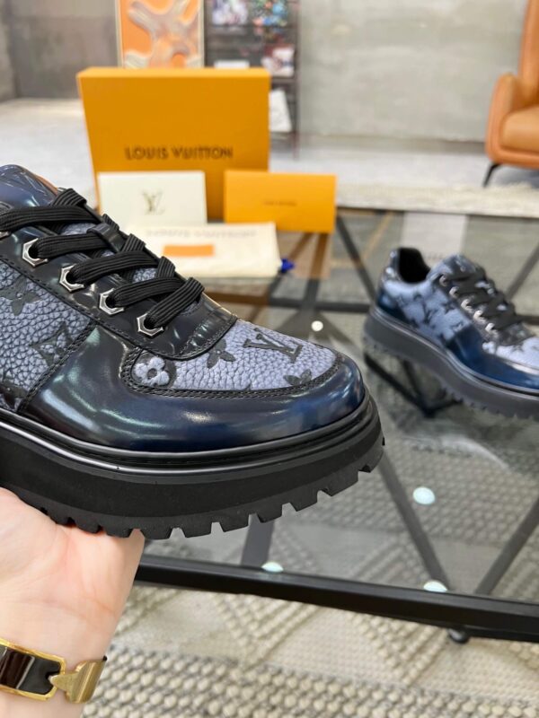 Louis Vuitton Men's Sneakers - Image 4