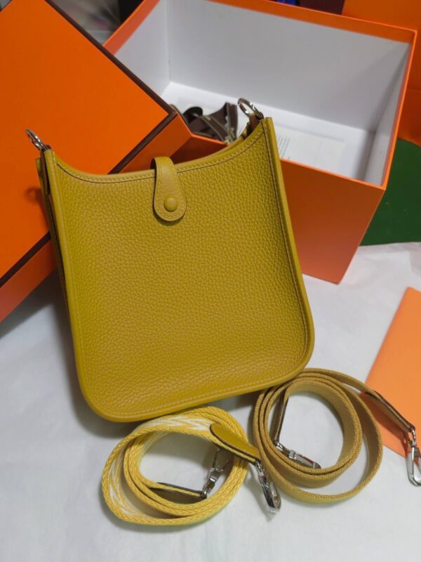 Hermès Evelyne Bag - Image 5