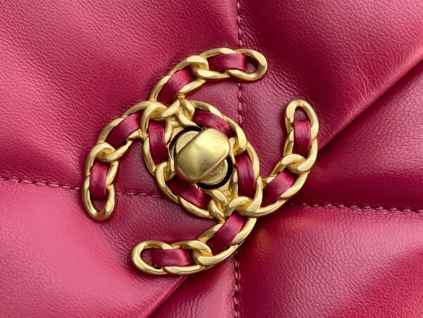 Chanel 19 Bag Dark Pink - Image 7