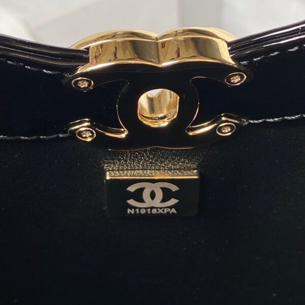 Chanel 31 Mini Shopping Bag - Image 5