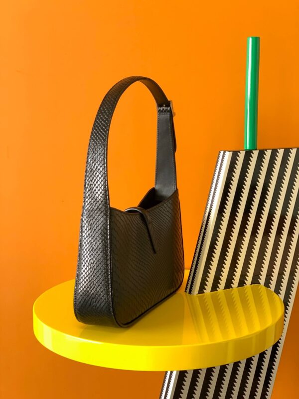 YSL Le 5 a 7 Hobo Bag Black - Image 7