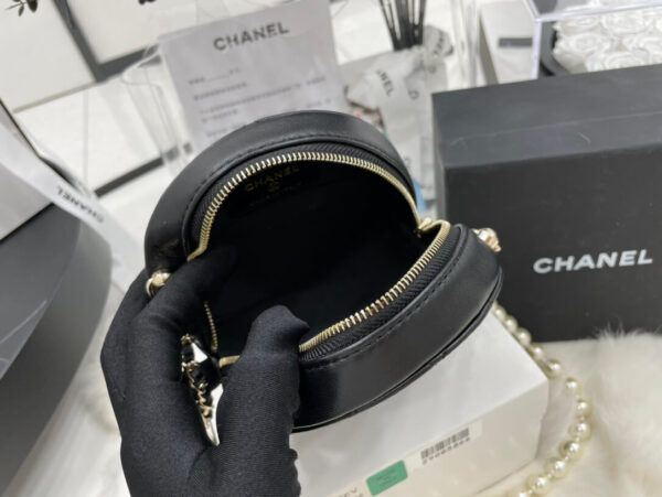 Chanel Round Bag with Chain - Image 7