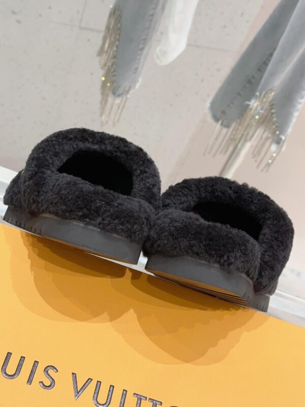 LV Paseo Flat Mule Shoes - Image 8