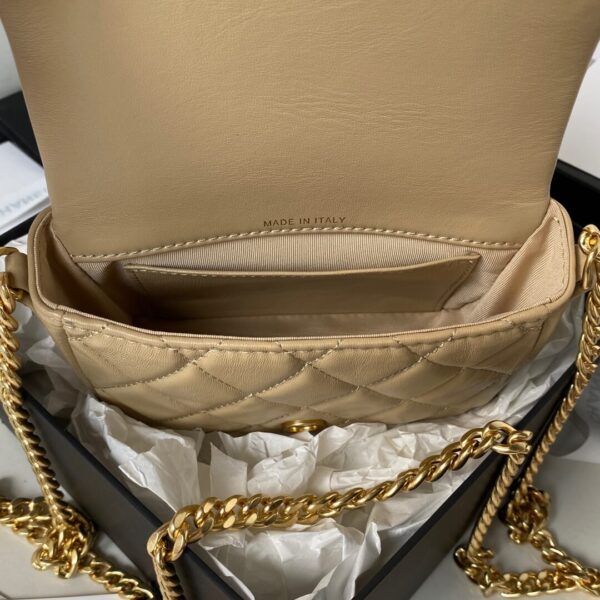 Chanel Leather Flap Bag - Image 7