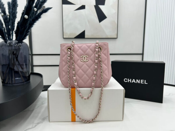 Chanel Classic Tote Bag Pink