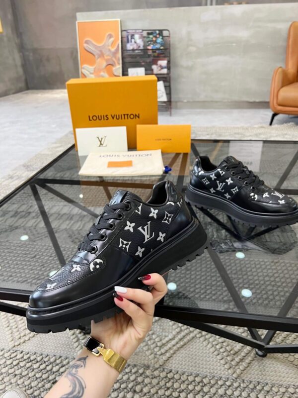 Louis Vuitton Men's Sneakers - Image 7