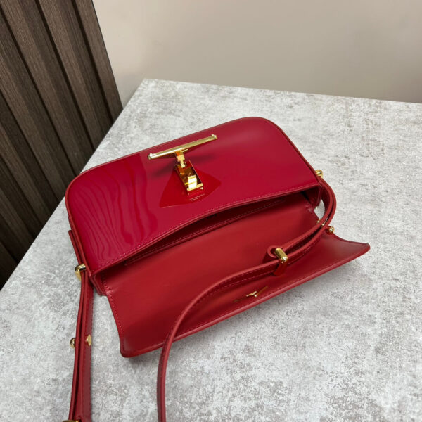 Prada Embleme Saffiano Shoulder Bag in Patent Leather - Image 9