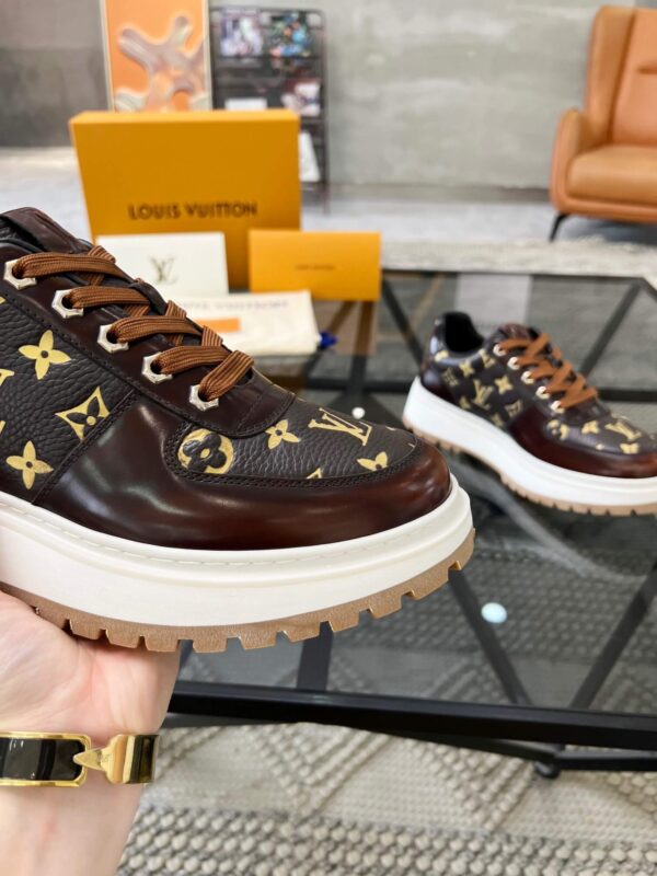 Louis Vuitton Men's Sneakers - Image 7