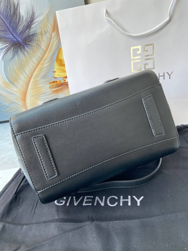 Givenchy Antigona Lock Black Bag - Image 9