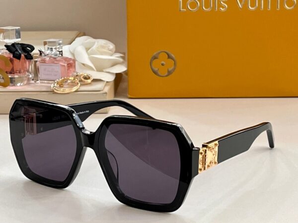 LV Square Sunglasses - Image 6