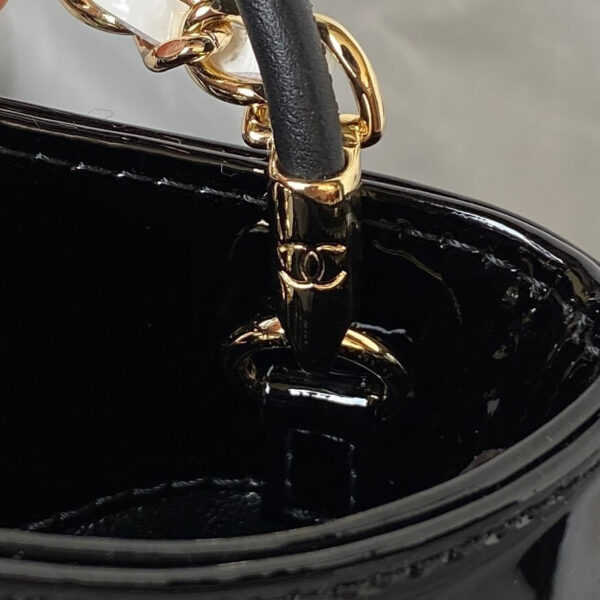 Chanel 31 Mini Shopping Bag - Image 8