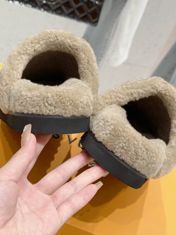 LV Paseo Flat Mule Shoes - Image 8
