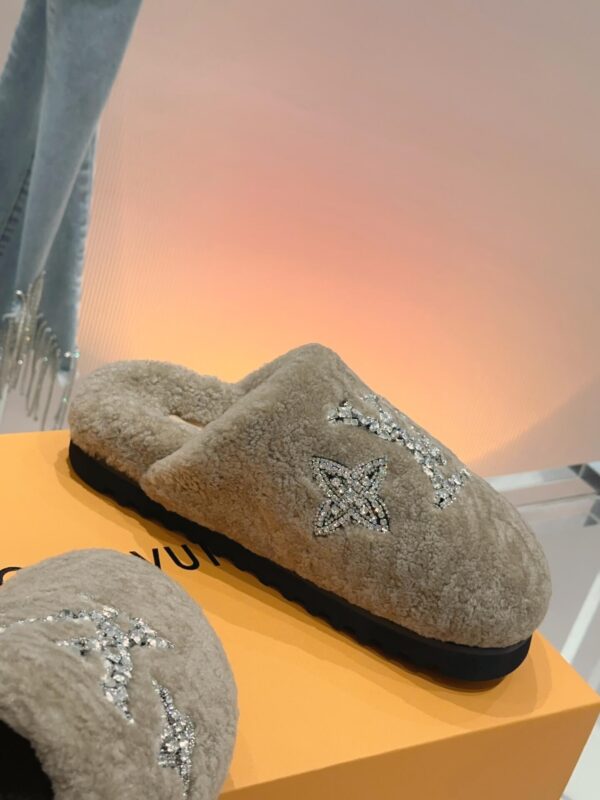LV Paseo Flat Mule Shoes - Image 9