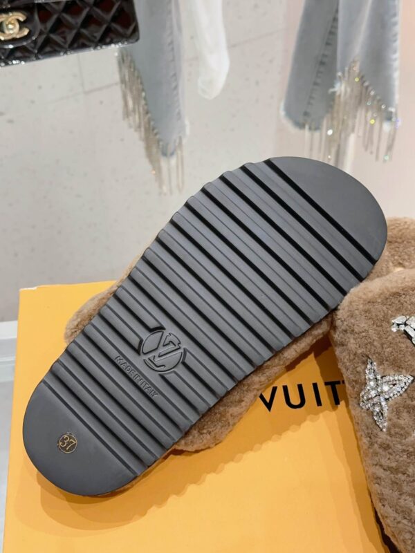 LV Paseo Flat Mule Shoes - Image 9