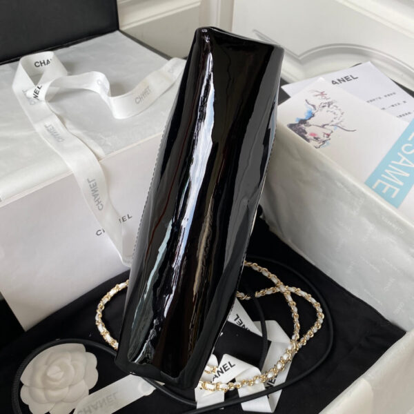 Chanel 31 Mini Shopping Bag - Image 9