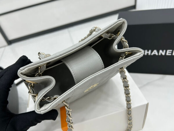 Chanel Classic Tote Bag - Image 9