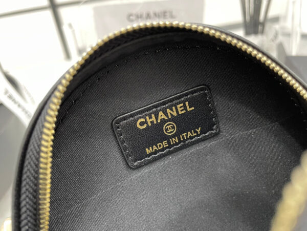 Chanel Round Bag with Chain - Image 9