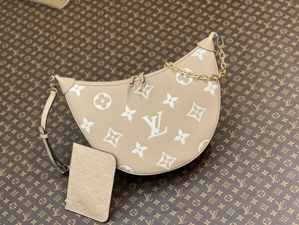 LV Loop Hobo Bag - Image 6