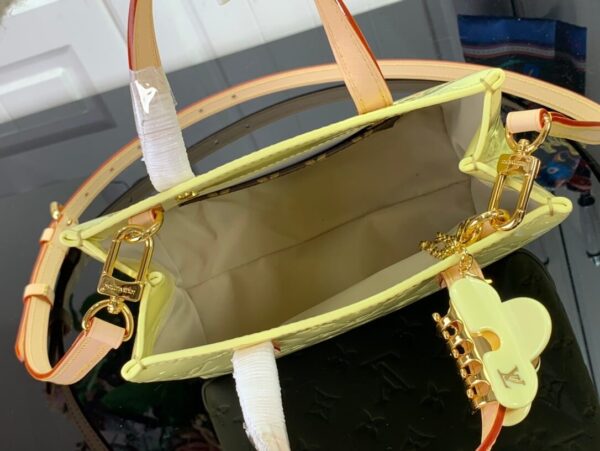LV Reade PM Bag - Image 8