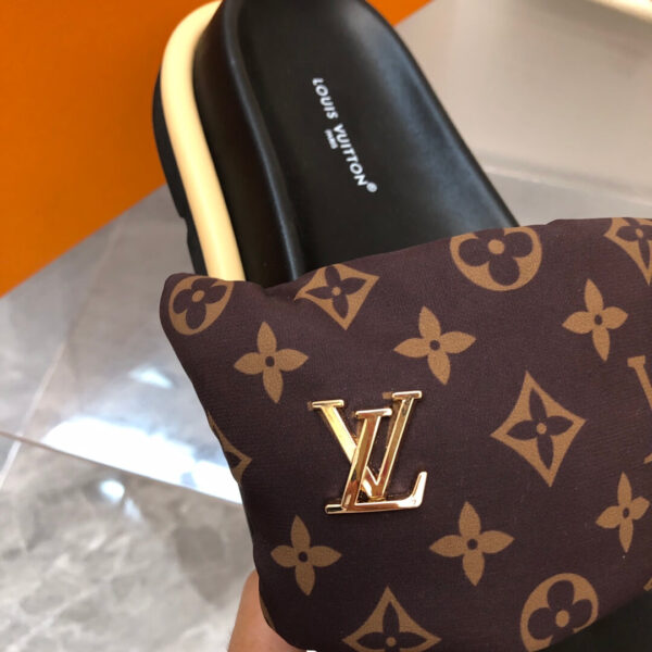 LV Giovanni Sandals - Image 5