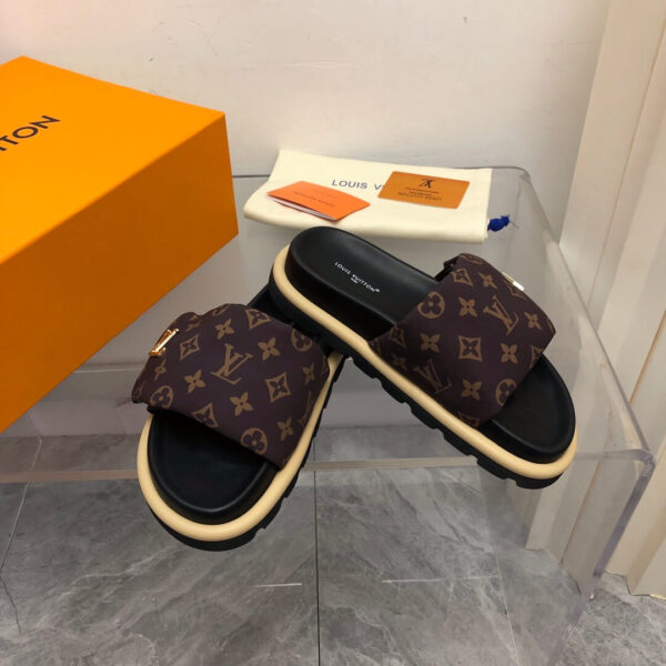 LV Giovanni Sandals - Image 2