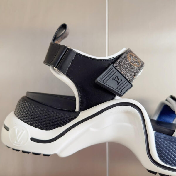 Louis Vuitton Women Sandals - Image 5