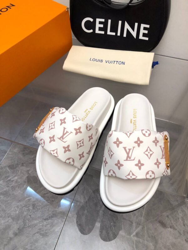 LV Giovanni Sandals - Image 5