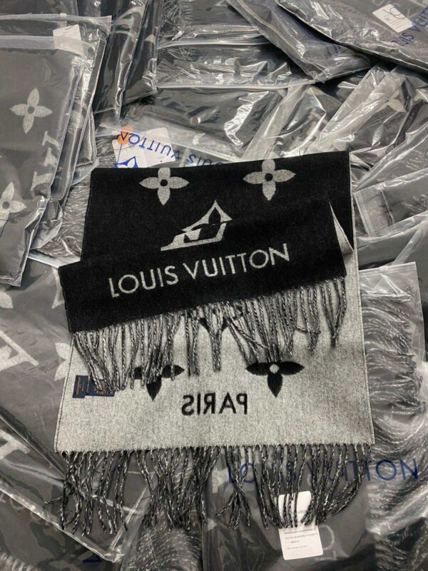 LV Reykjavik Scarf Cherry - Image 7